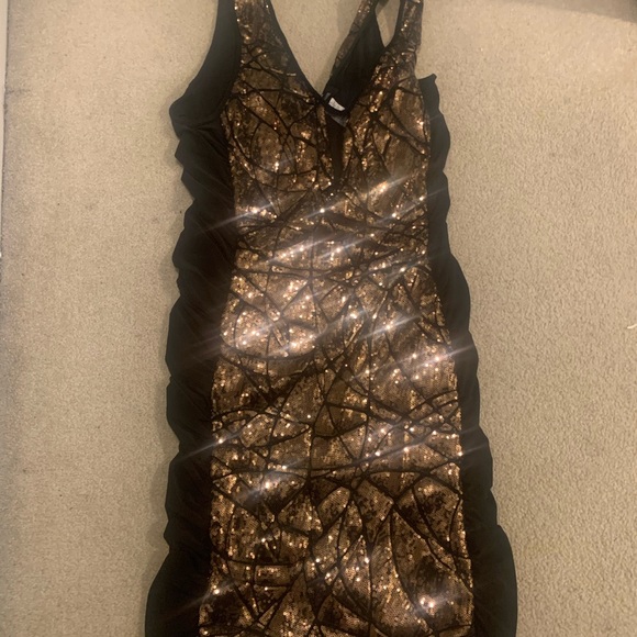 Gold/copper dress - Picture 2 of 2